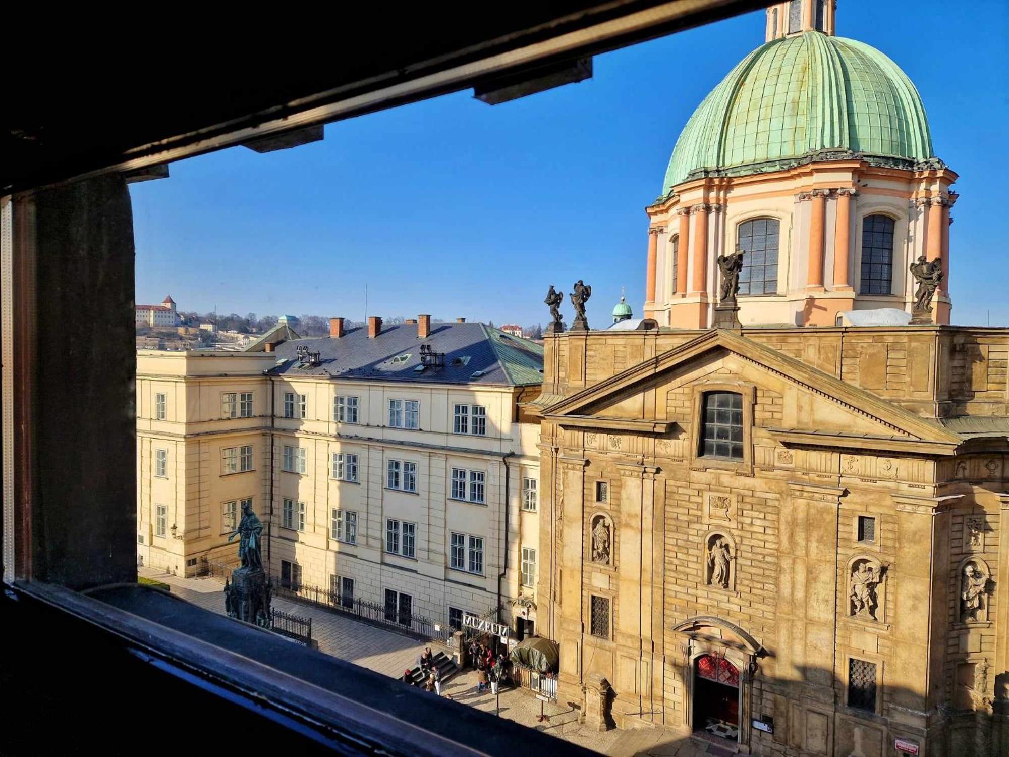 Apartament Karluv
