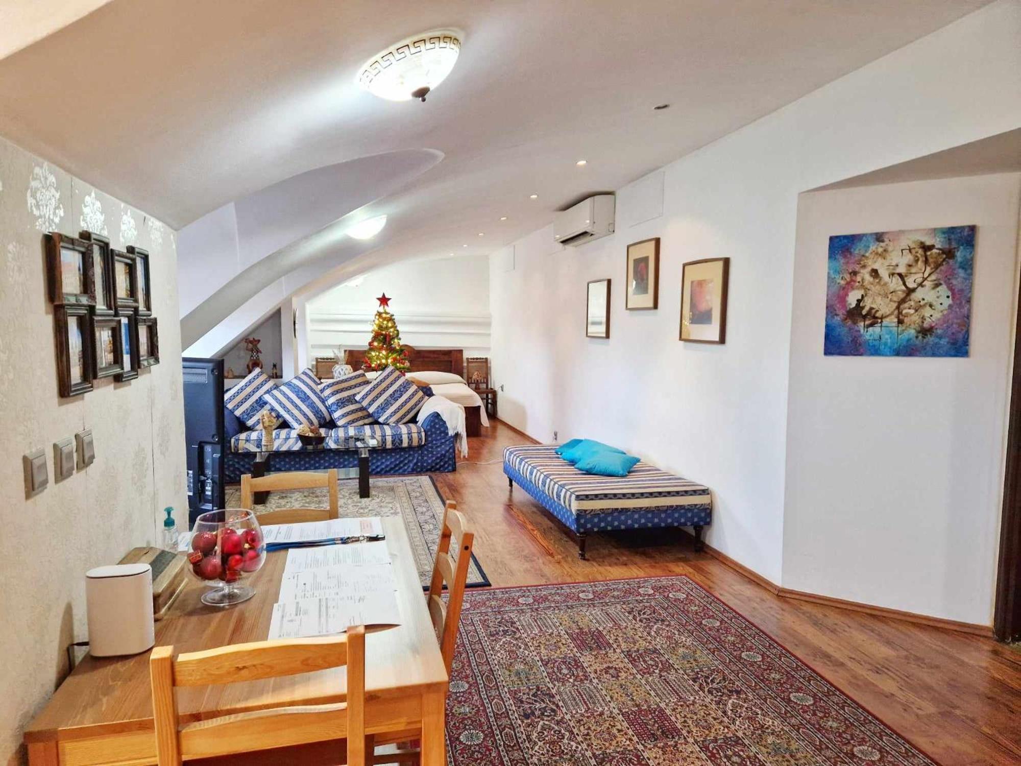 Karluv Apartament *