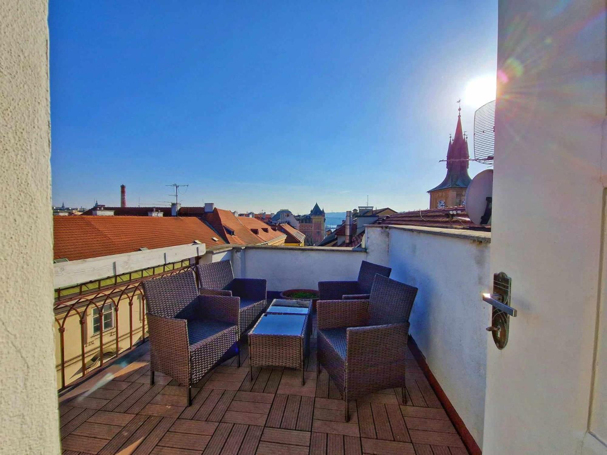 Apartament Karluv
